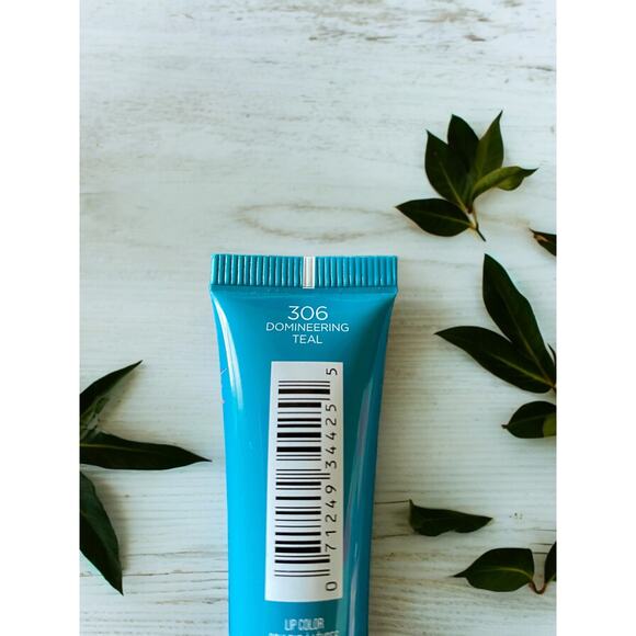 L’Oreal Infallible Lips Domineering Teal NEW - Picture 3 of 7